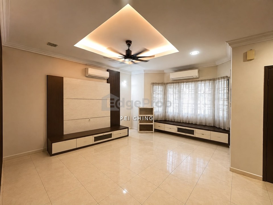 Kajang, Bukit Mewah, 2 Storey Terrace, Kitchen Extended for Sale
