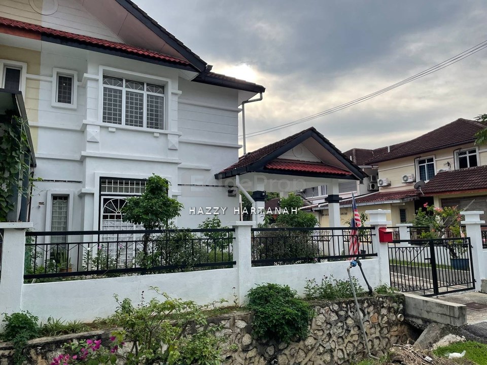 Lorong Az-Zaharah 10/20