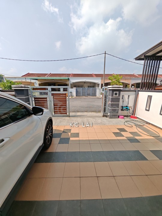 Taman Bukit Kristal