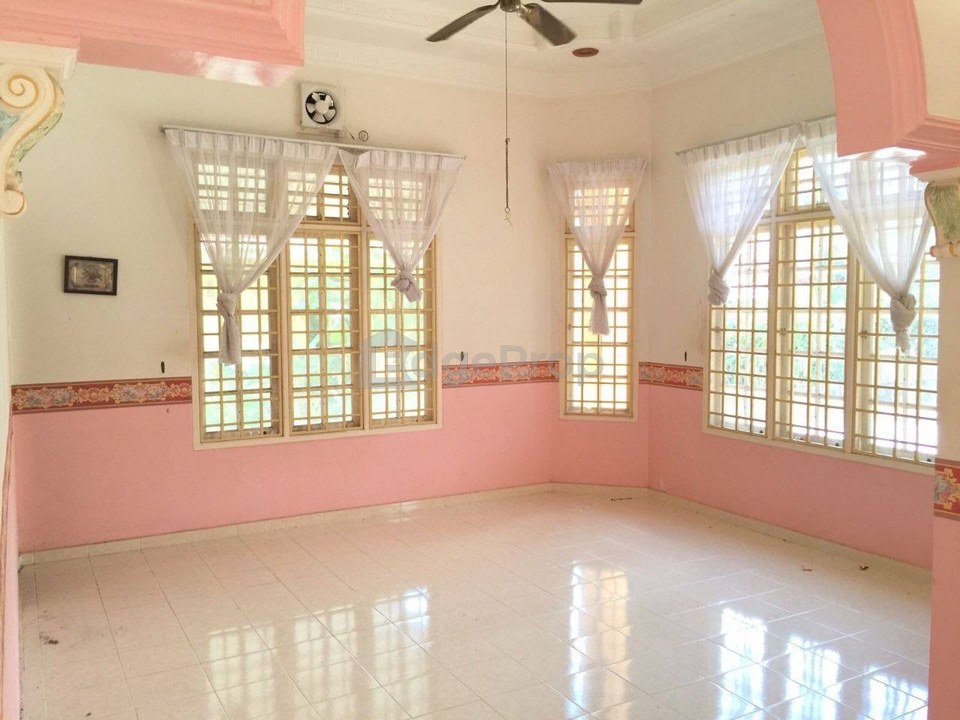 Bungalow near Sultan Ismail Aiport, Kelantan, Kota Bharu