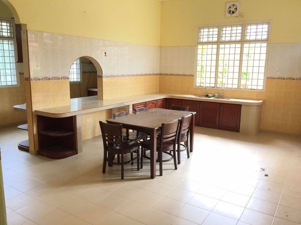 Bungalow near Sultan Ismail Aiport