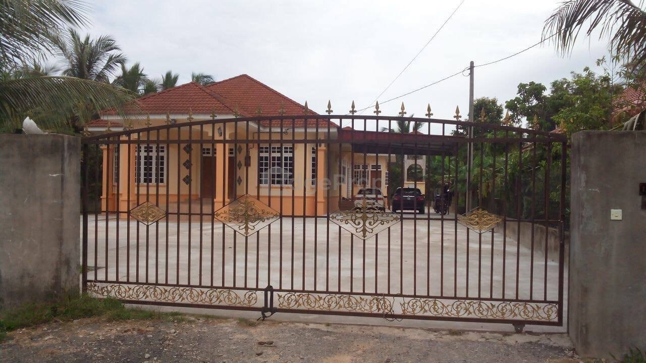 Bungalow near Sultan Ismail Aiport, Kelantan, Kota Bharu