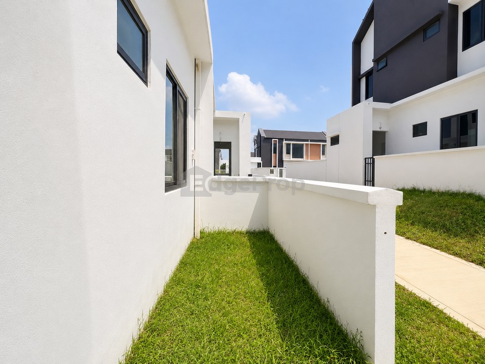 Valeria Garden Homes (Danau Flora)
