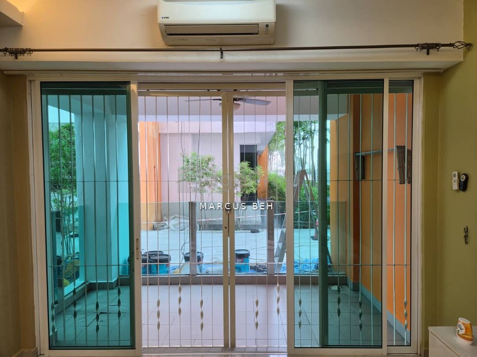 The Zest Condo ( Move in condition 350m to LRT ) @ Kinrara Puchong for Rent, Selangor, Bandar Kinrara Puchong