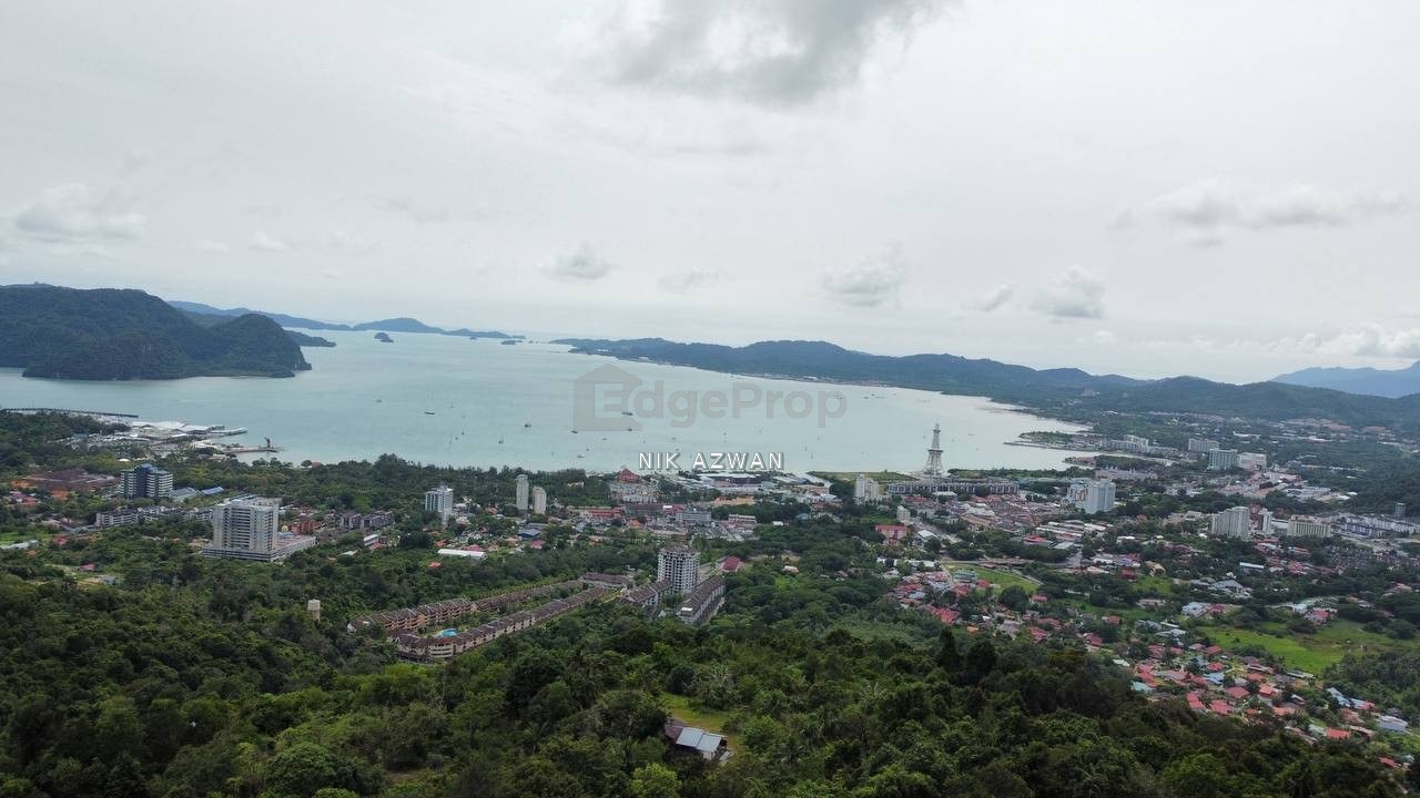Stunning View of 3.43 Acres of Hill Land, Bukit Penarak, Pekan Kuah, Langkawi