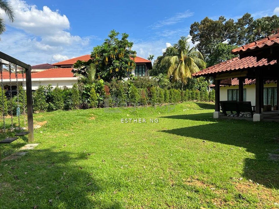 Bukit Gita Bayu Bungalow at Seri Kembangan
