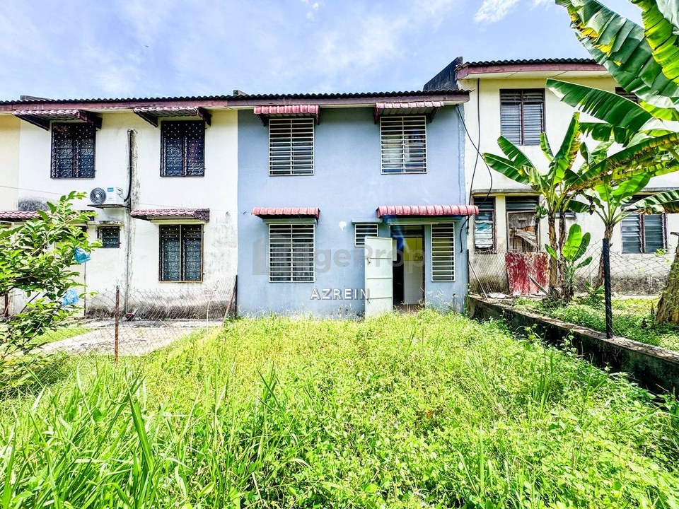 Extra land backyard. 2-Storey Terrace. Kemboja, Bukit Sentosa, Selangor, Rawang