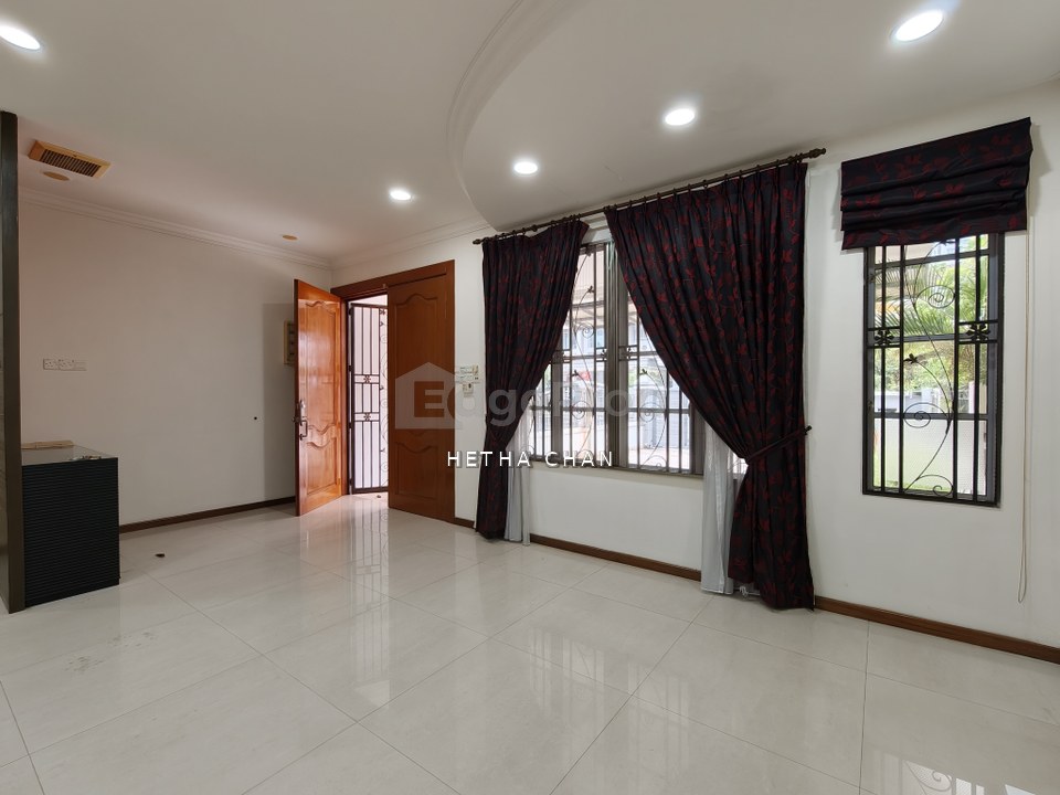 Taman Selesaria @ Happy Garden Three Storey Superlink For Sale Fully Extended, Kuala Lumpur, Kuchai Lama