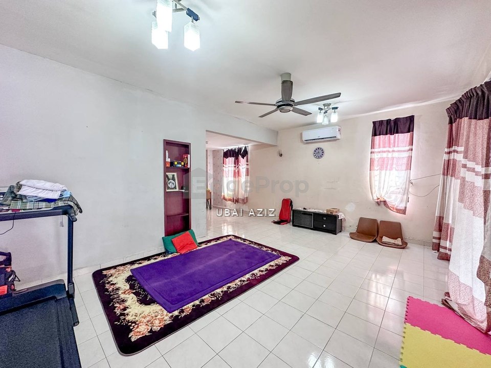 ENDLOT UNIT & FLEXIBLE LOW DEPOSIT! 2 Storey Terrace Taman Mawar 2, Bandar Baru Salak Tinggi., Selangor, Sepang
