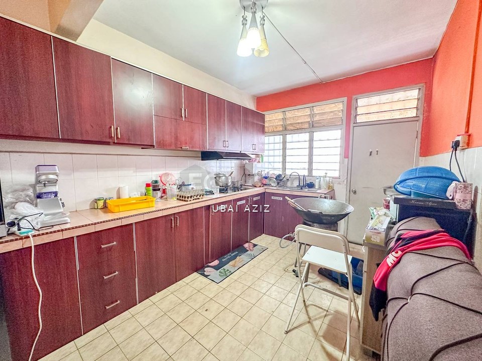 ENDLOT UNIT & FLEXIBLE LOW DEPOSIT! 2 Storey Terrace Taman Mawar 2, Bandar Baru Salak Tinggi., Selangor, Sepang