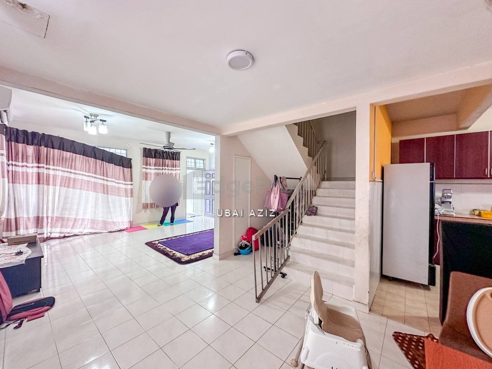 ENDLOT UNIT & FLEXIBLE LOW DEPOSIT! 2 Storey Terrace Taman Mawar 2, Bandar Baru Salak Tinggi., Selangor, Sepang